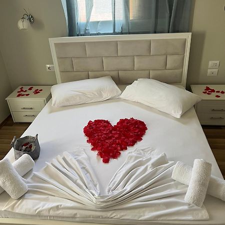 Dream Hotel Ксамил Екстериор снимка